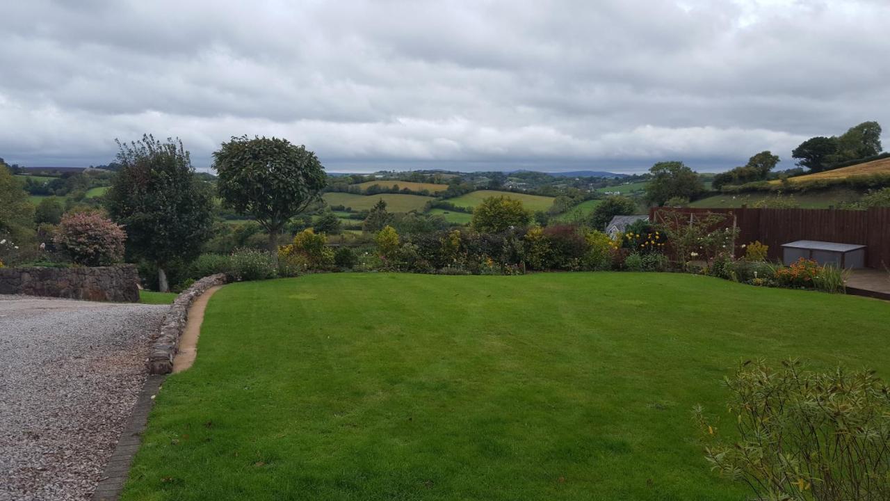 Immaculate 1-Bed Lodge Newton Abbot Torquay Kingskerswell Exterior foto