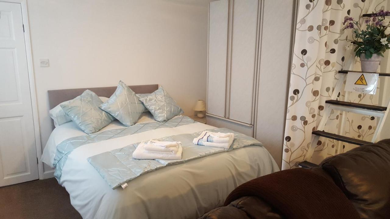 Immaculate 1-Bed Lodge Newton Abbot Torquay Kingskerswell Exterior foto